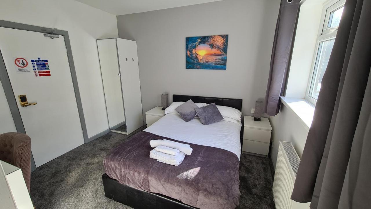Y Gwynedd Inn ランベリス エクステリア 写真