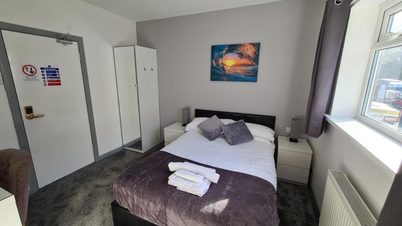 Y Gwynedd Inn ランベリス エクステリア 写真