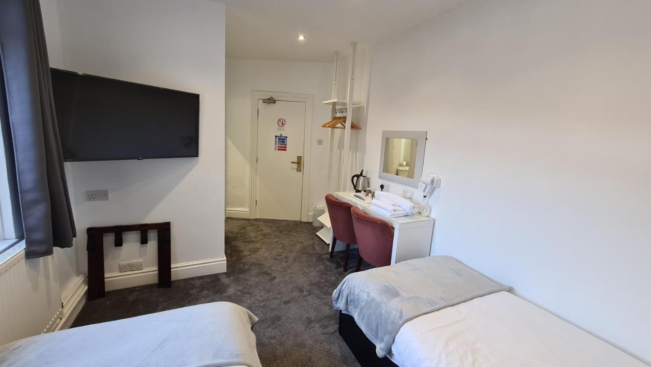 Y Gwynedd Inn ランベリス エクステリア 写真