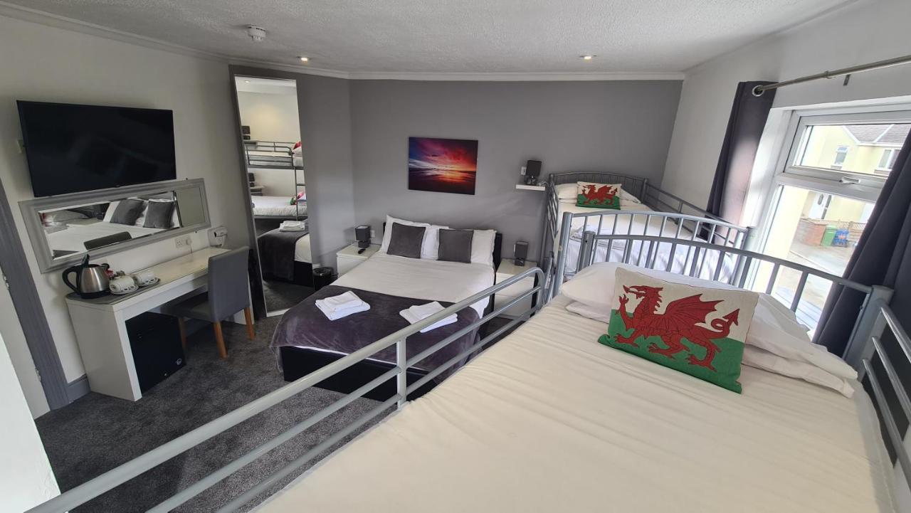 Y Gwynedd Inn ランベリス エクステリア 写真
