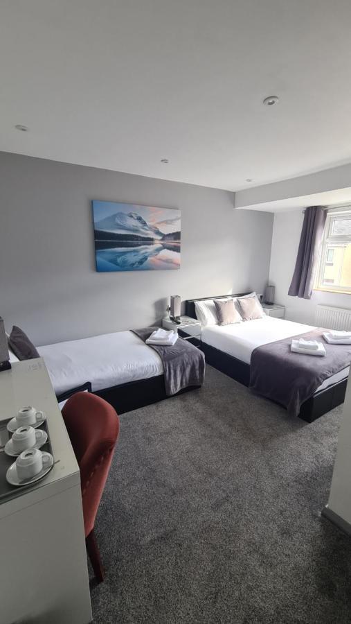 Y Gwynedd Inn ランベリス エクステリア 写真