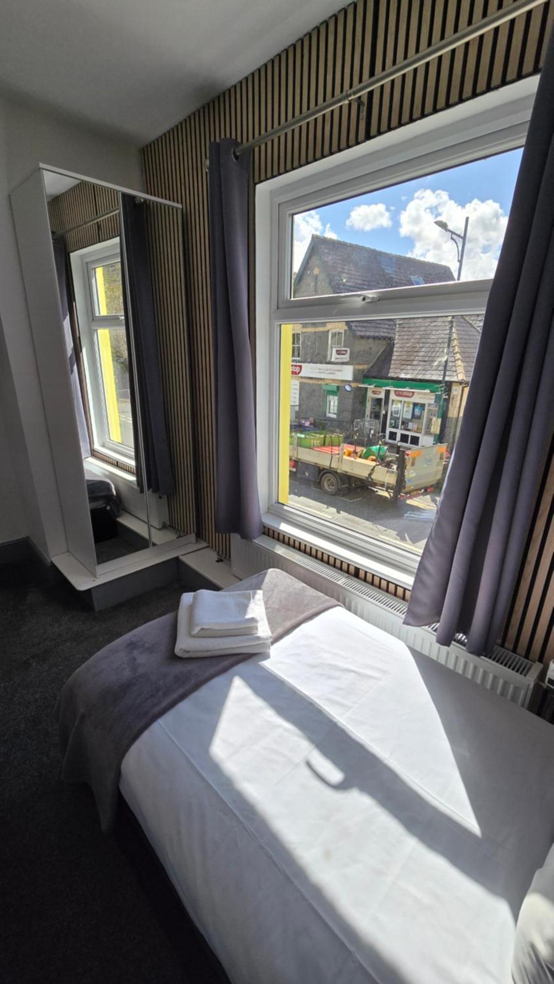 Y Gwynedd Inn ランベリス エクステリア 写真